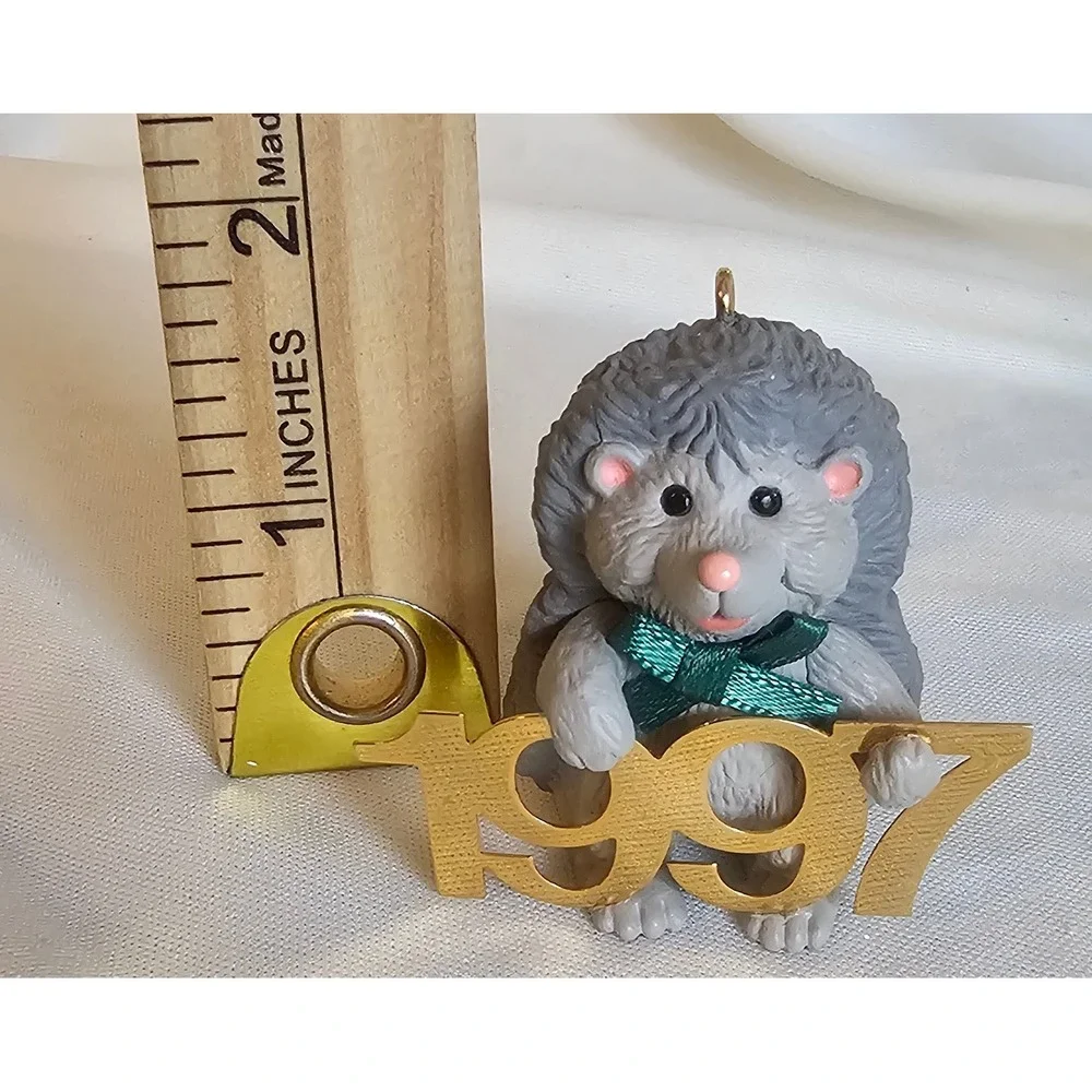 Hallmark vtg 1997